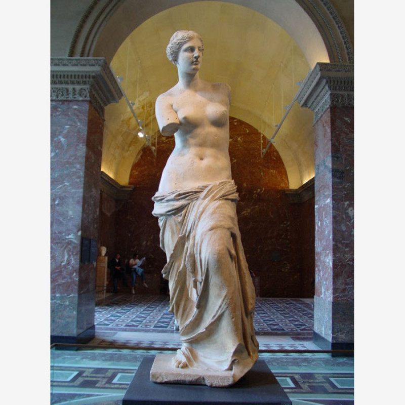 Когда и кто лишил всемирно известную богиню Афродиту рук